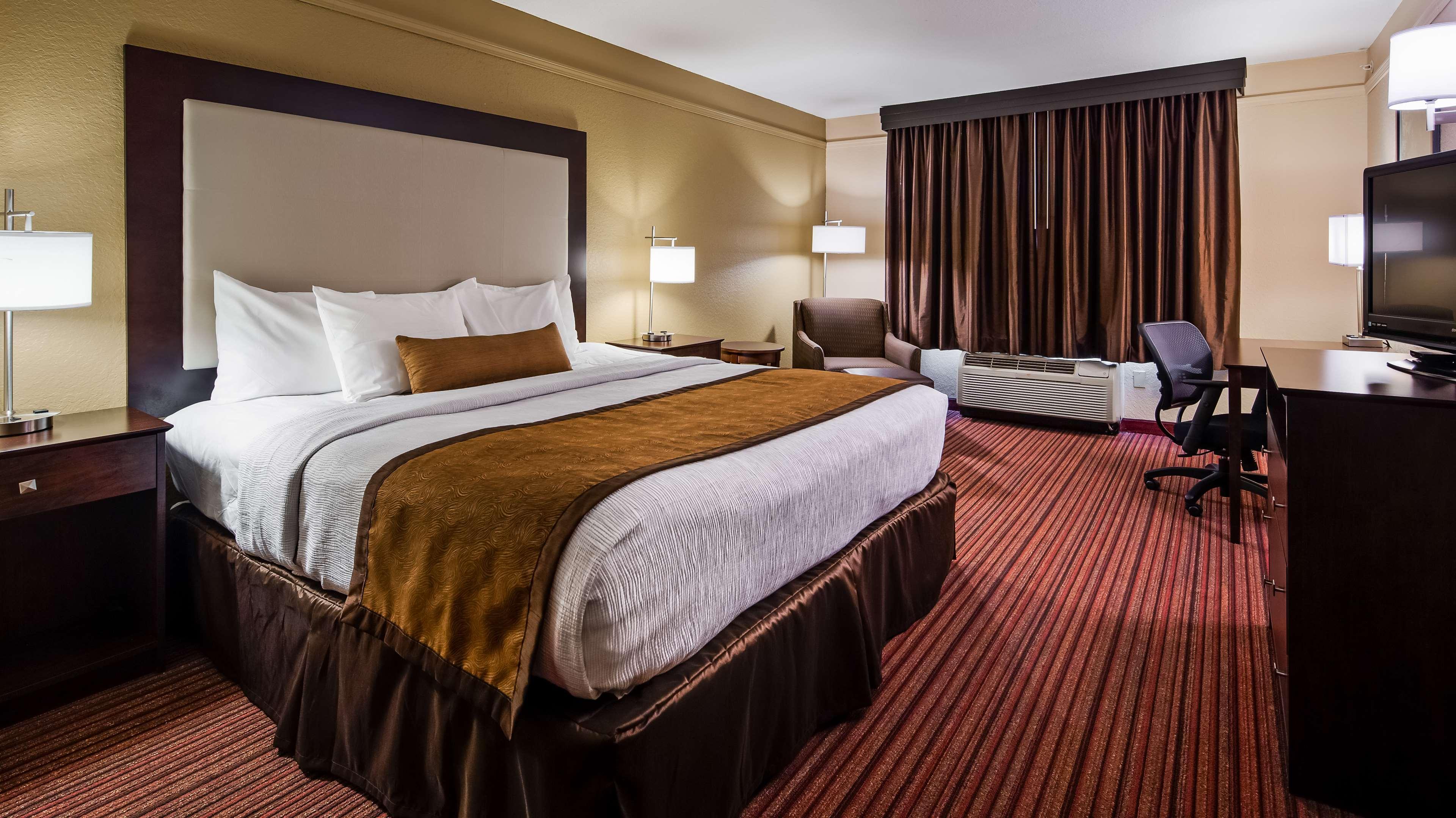 Best Western Plus Strawberry Inn & Suites Ноксвилл Экстерьер фото