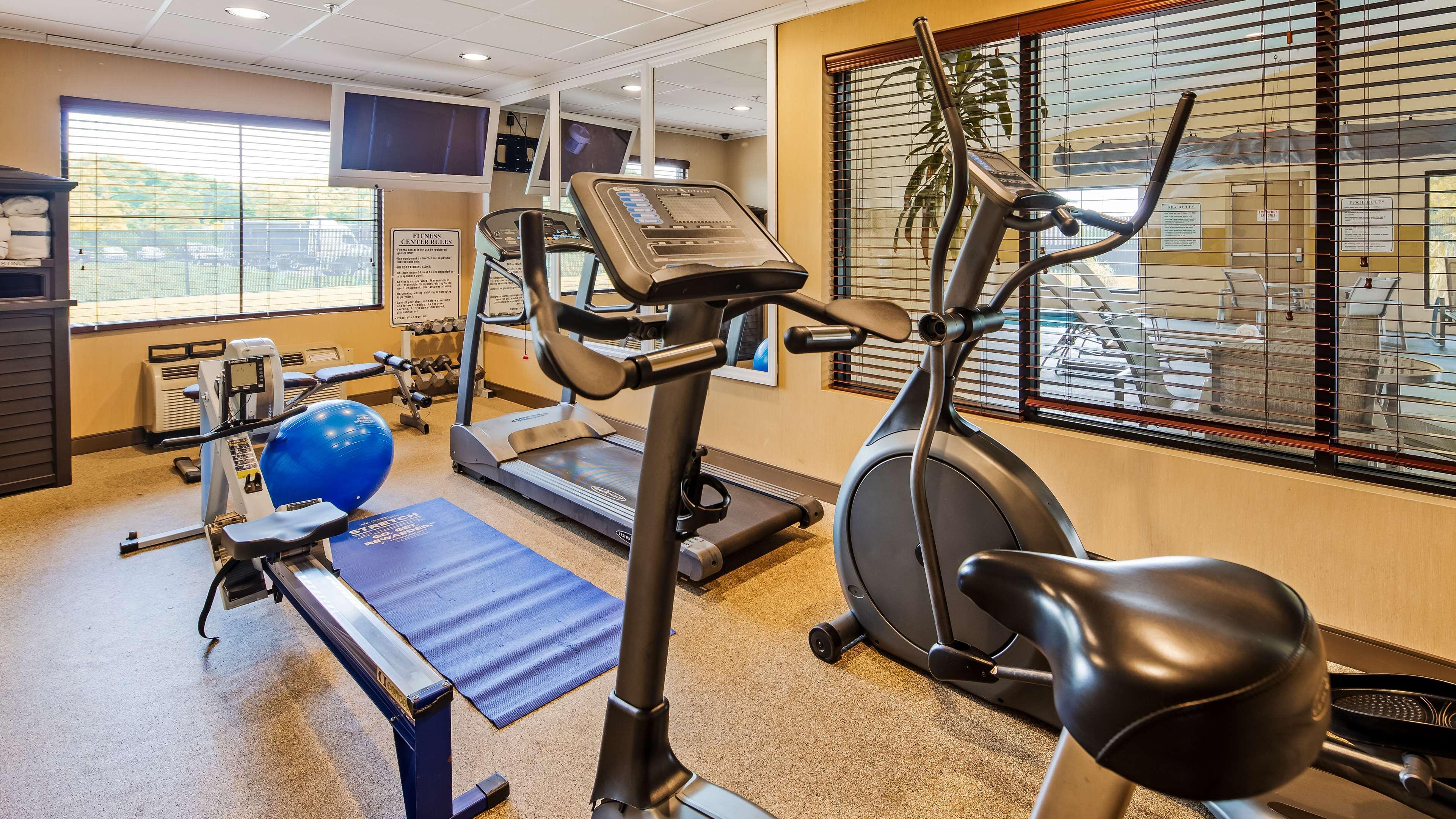 Best Western Plus Strawberry Inn & Suites Ноксвилл Экстерьер фото