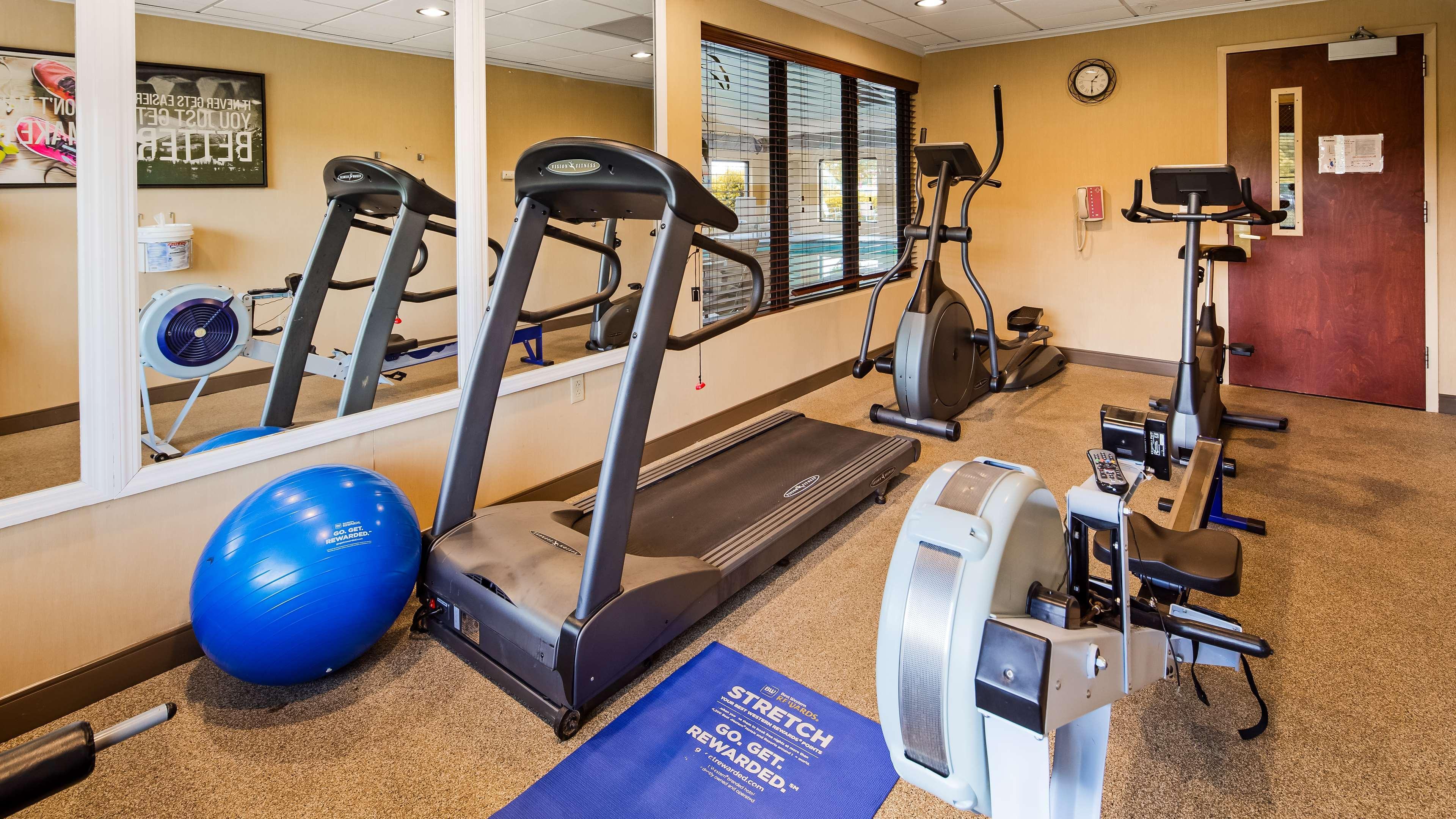 Best Western Plus Strawberry Inn & Suites Ноксвилл Экстерьер фото