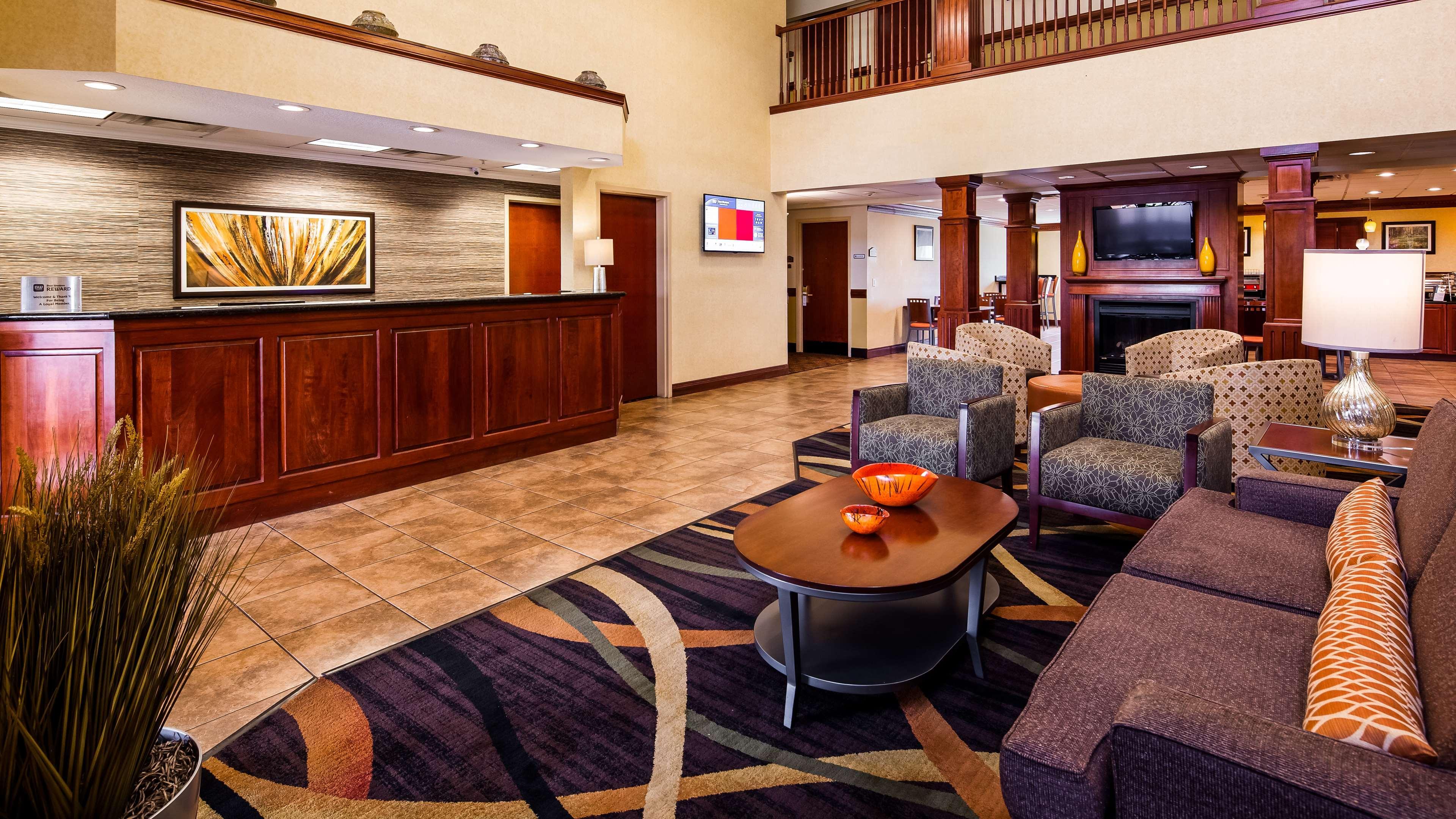 Best Western Plus Strawberry Inn & Suites Ноксвилл Экстерьер фото