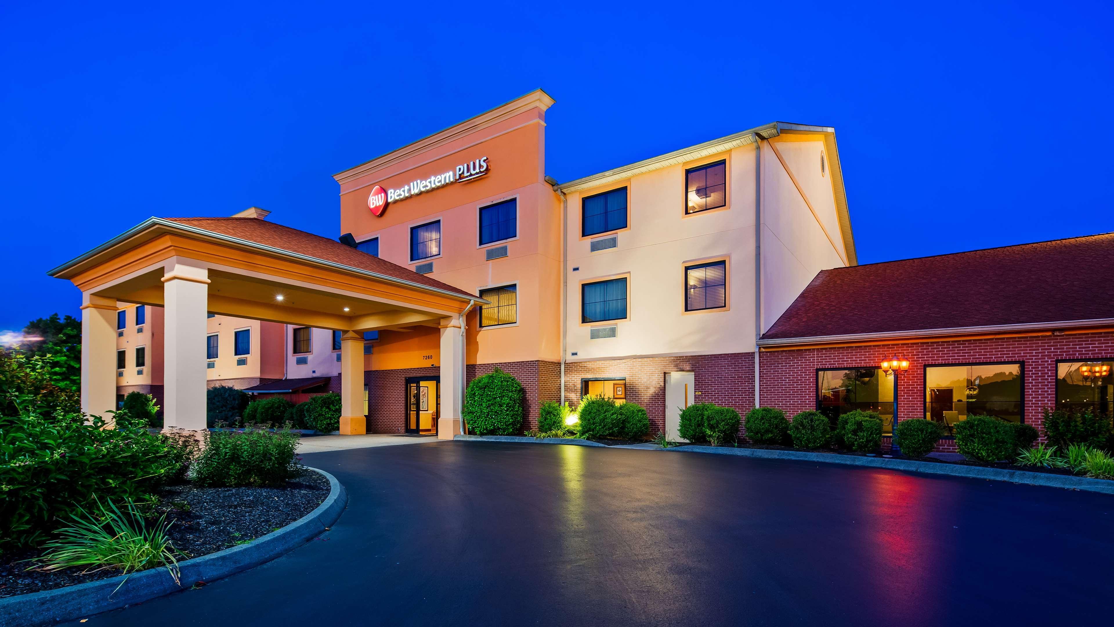 Best Western Plus Strawberry Inn & Suites Ноксвилл Экстерьер фото