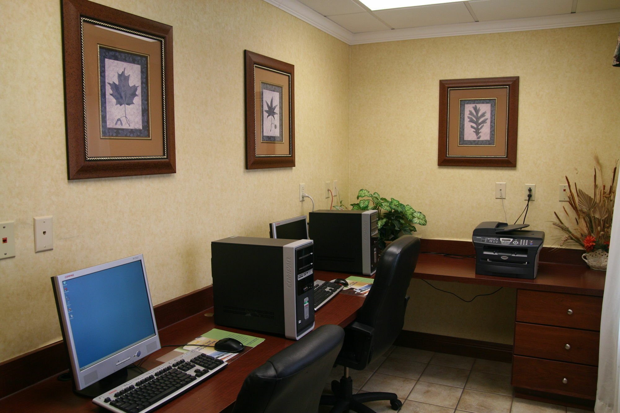 Best Western Plus Strawberry Inn & Suites Ноксвилл Экстерьер фото