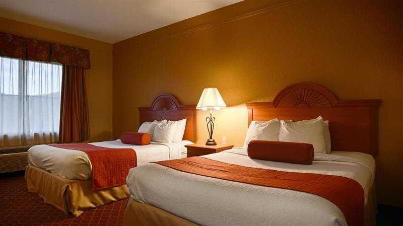 Best Western Plus Strawberry Inn & Suites Ноксвилл Экстерьер фото